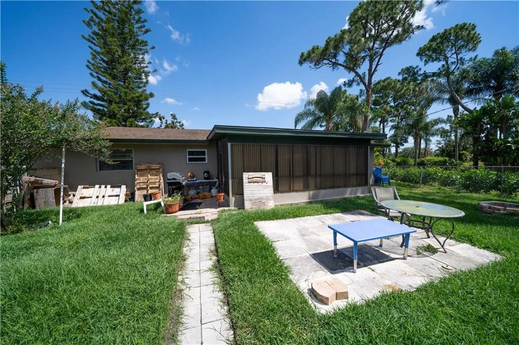 Photo of 2778 SE Salerno Road