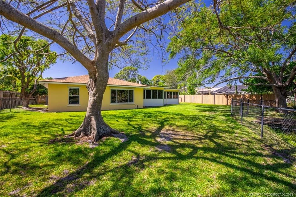 Photo of 1336 Pine Road