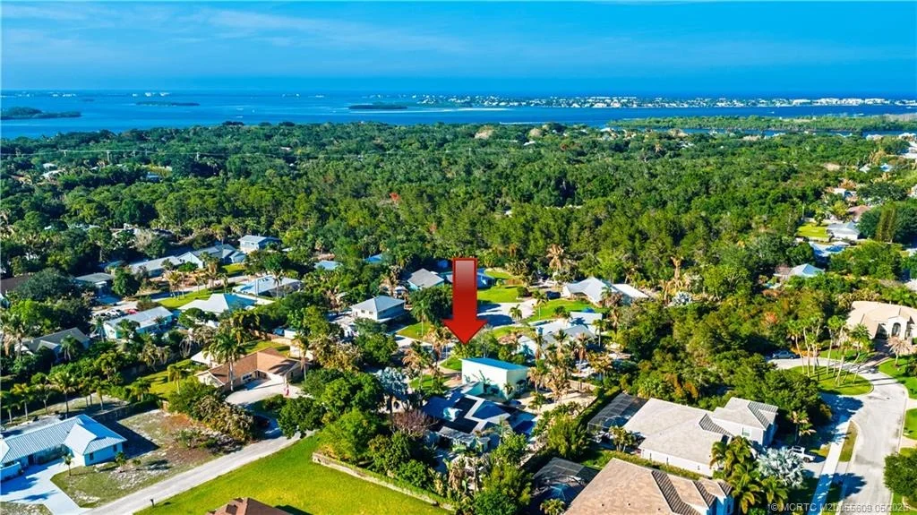 Photo of 4942 SE Bayshore Terrace