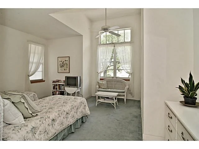 Photo of 1322 SE Brewster Place