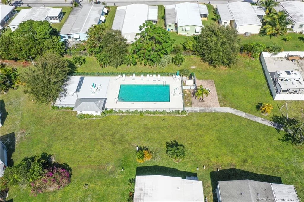 Photo of 608 Garden View Way NE