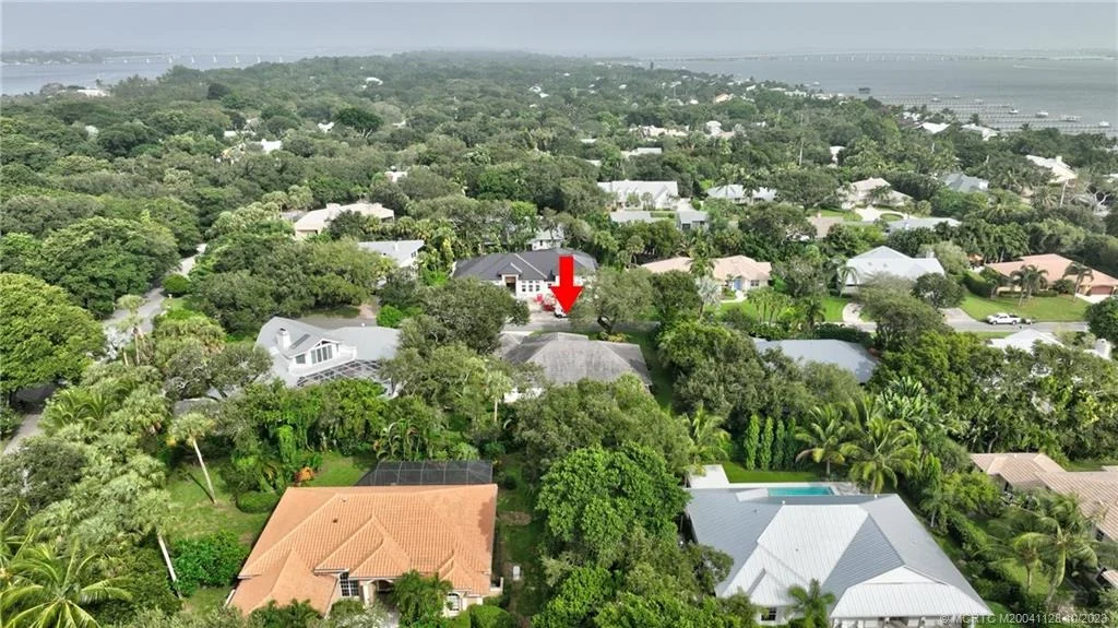 Photo of 9 Oakwood Drive