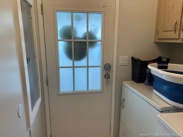 Photo of 879 Sun Bird Lane