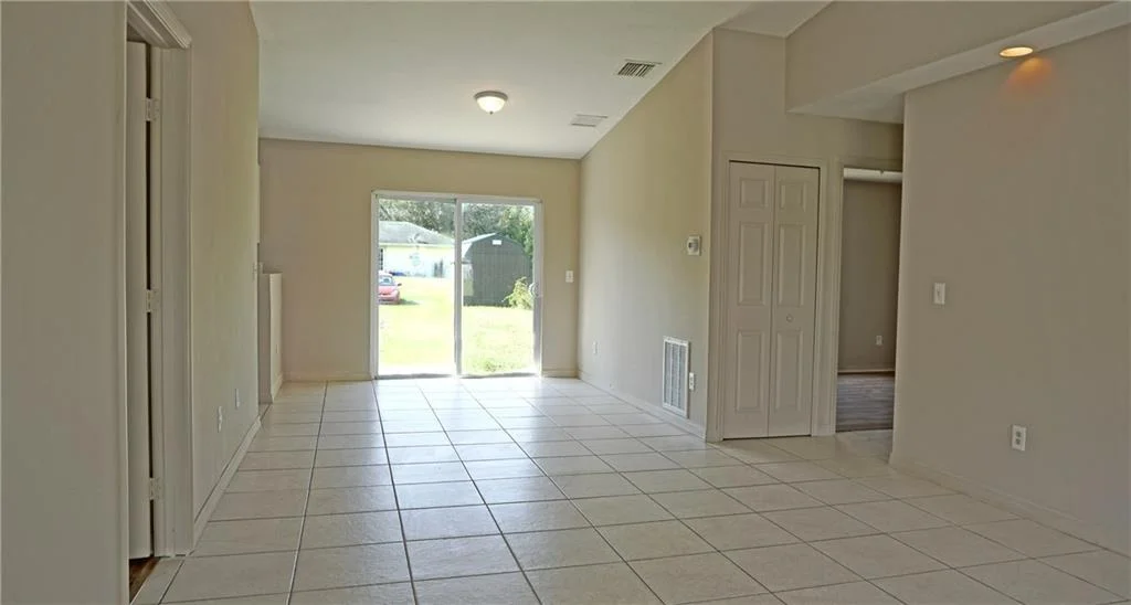 Photo of 3245 NW 34th Avenue