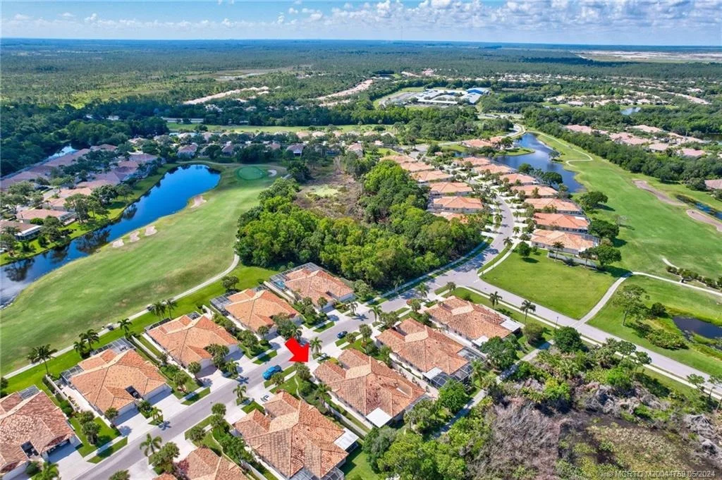 Photo of 8352 SE Double Tree Drive SE