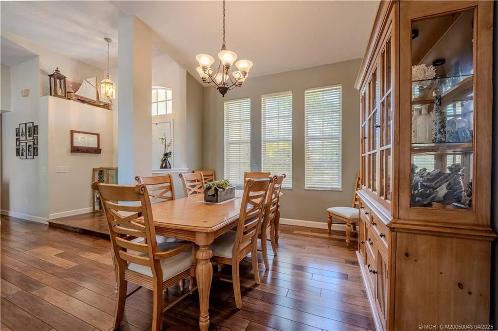 Photo of 1945 SE Emerald Court