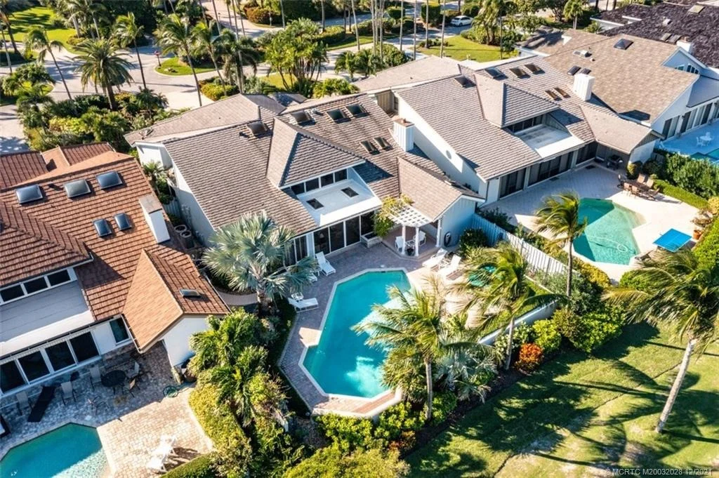 Photo of 6947 SE Harbor Circle