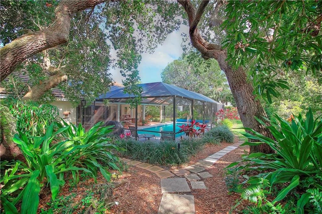 Photo of 8 Sabal Court