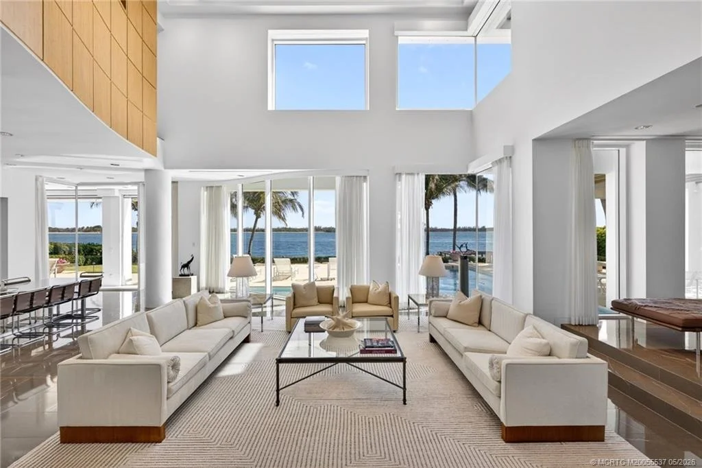 Photo of 7034 SE Harbor Circle
