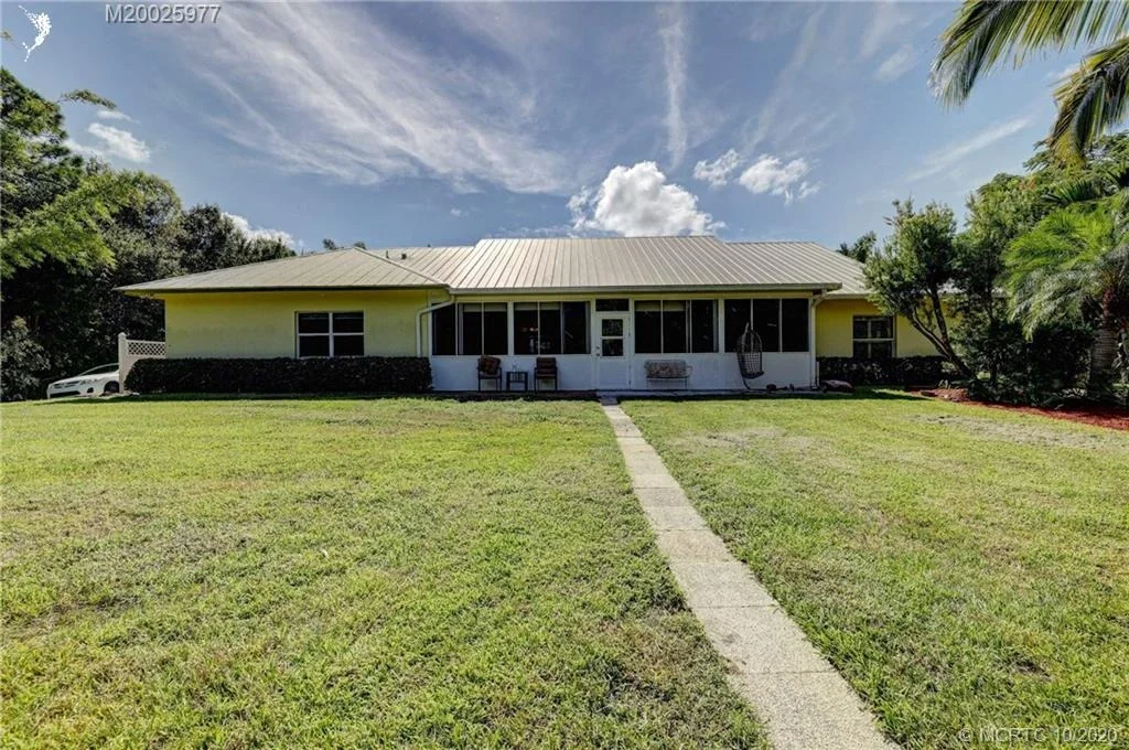 Photo of 1055 SE Salerno Road