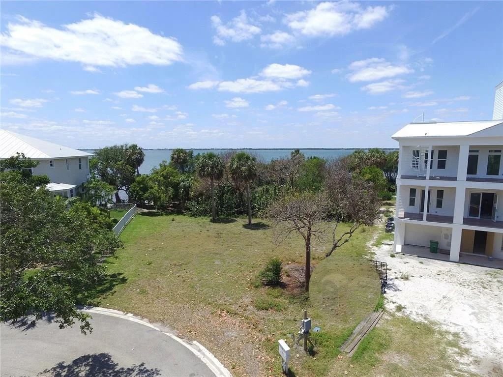 Photo of 7655 Pelican Pointe Drive