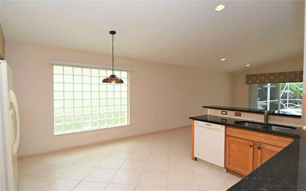 Photo of 6947 SE Twin Oaks Circle