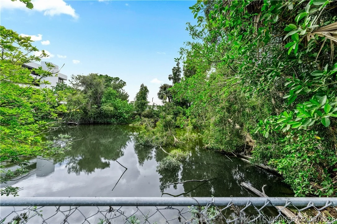 Photo of 502 SE Edgewood Drive