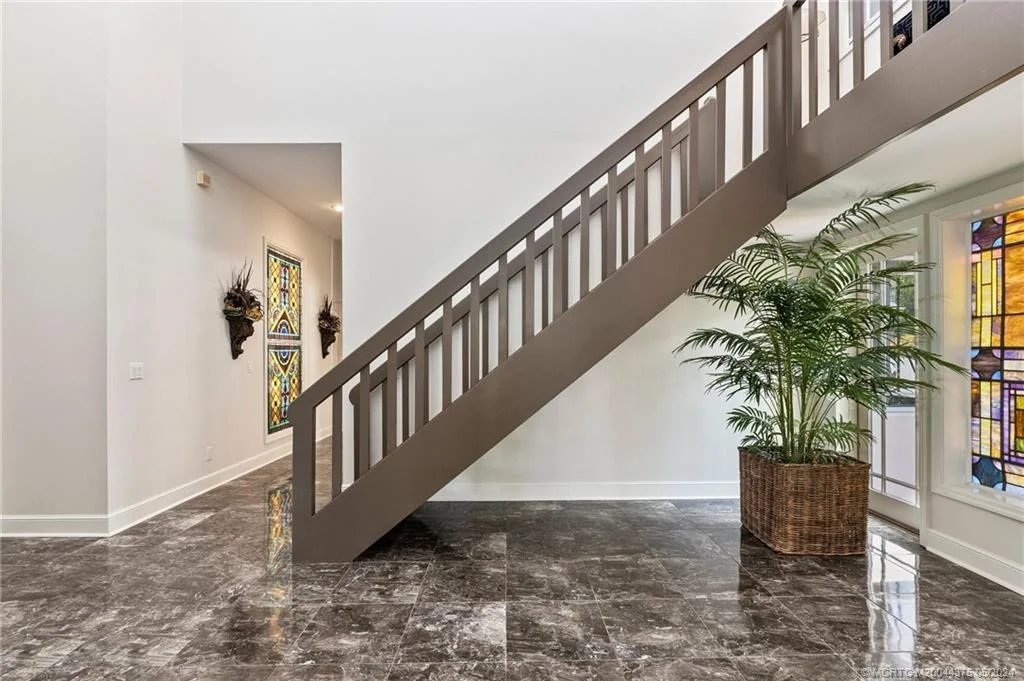 Photo of 12 Oakwood Drive