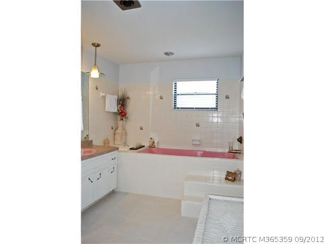 Photo of 1296 NW Pine Ridge Trail