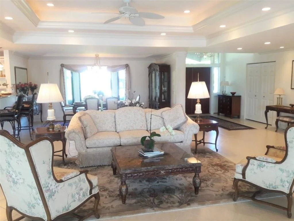Photo of 3422 SE Fairway W