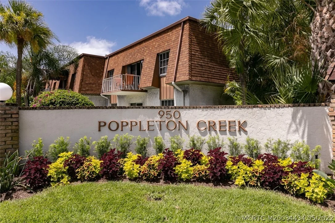 Photo of Unit 802 at 950 S Kanner Highway