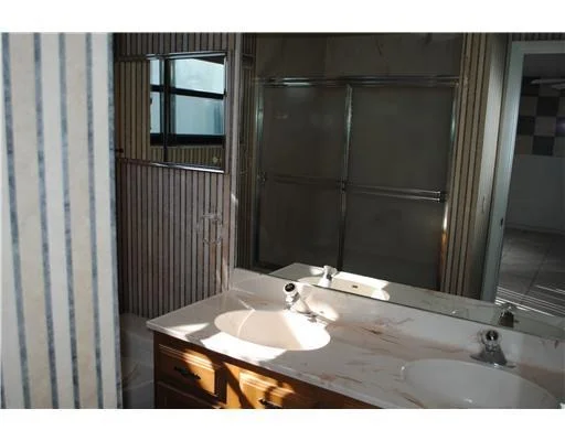 Photo of 17048 TRAVERSE Circle