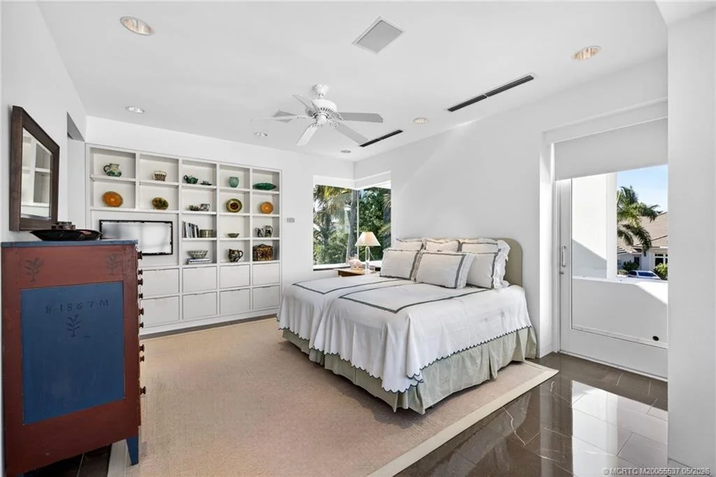 Photo of 7034 SE Harbor Circle