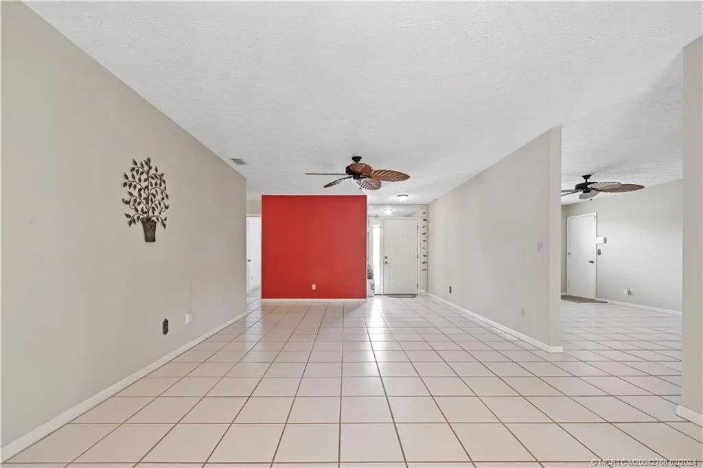 Photo of 700 NW North River Drive