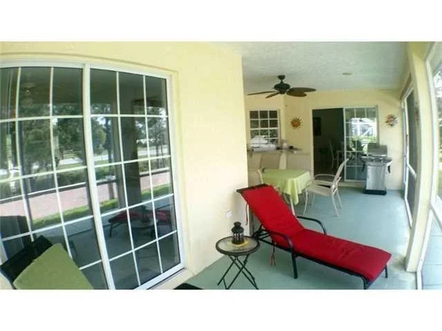 Photo of 6888 Bronte Circle