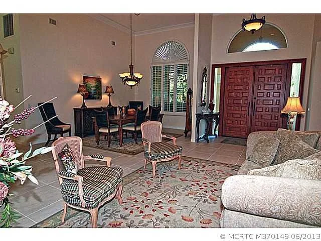 Photo of 158 S River Road