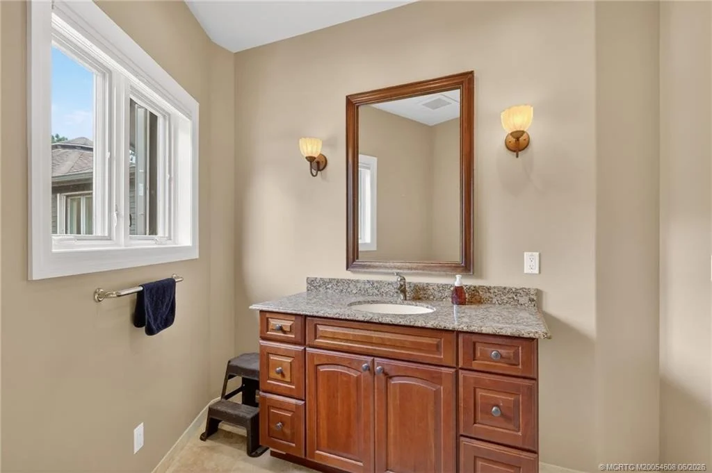 Photo of 9180 SW Star Drive