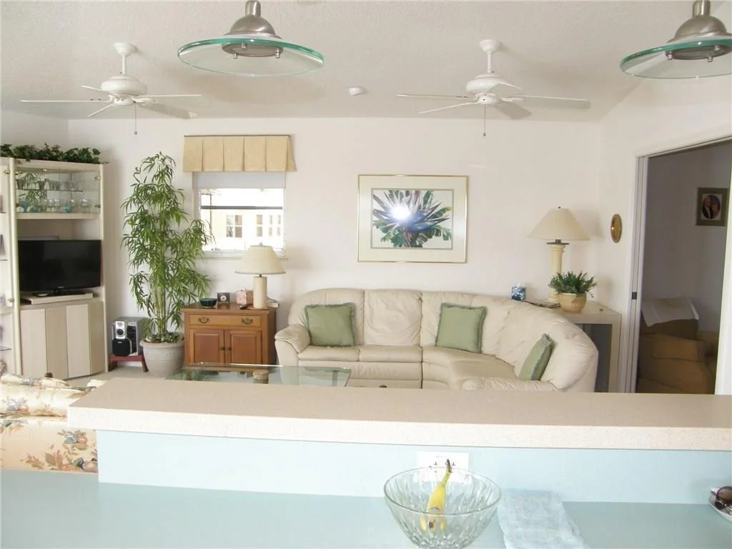 Photo of 14 Nettles Boulevard