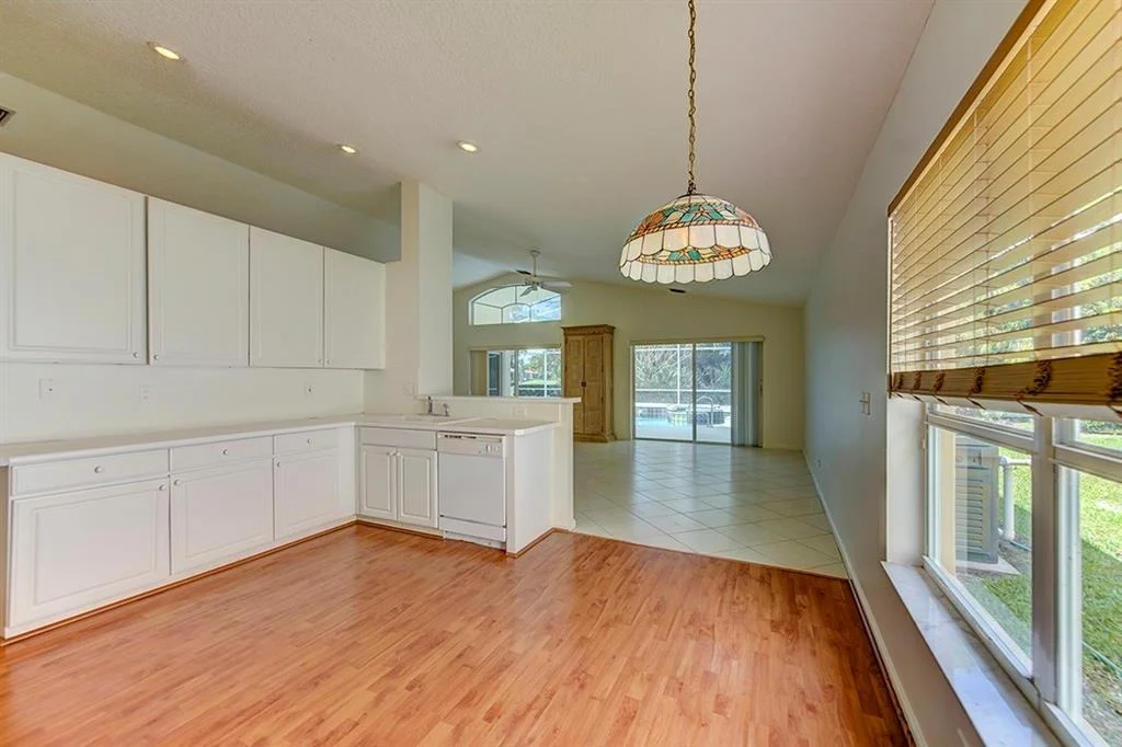 Photo of 7140 SE Twin Oaks Circle