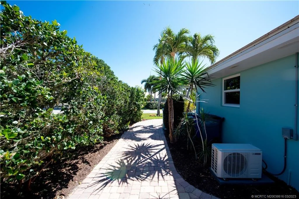 Photo of 3231 SE Fairway W