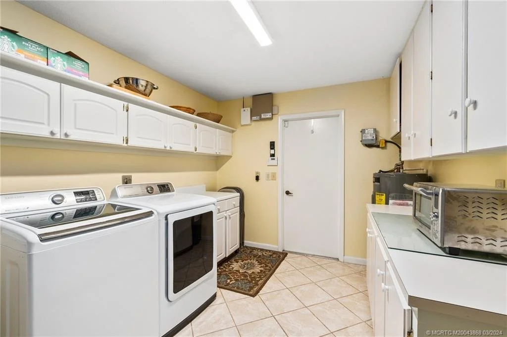Photo of 4103 SE Fairway E