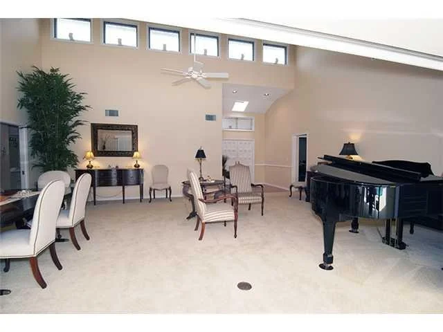 Photo of 121 Hillcrest Drive