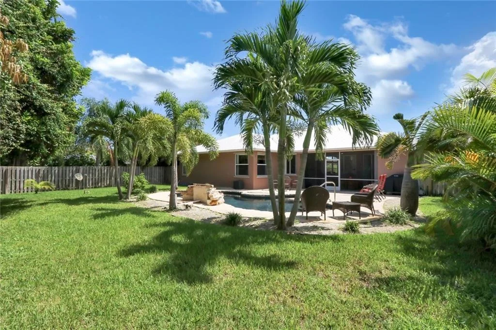 Photo of 4310 SE Bayshore Terrace