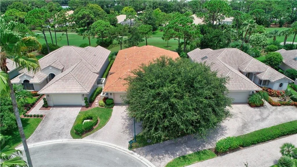 Photo of 3412 SE Putnam Court