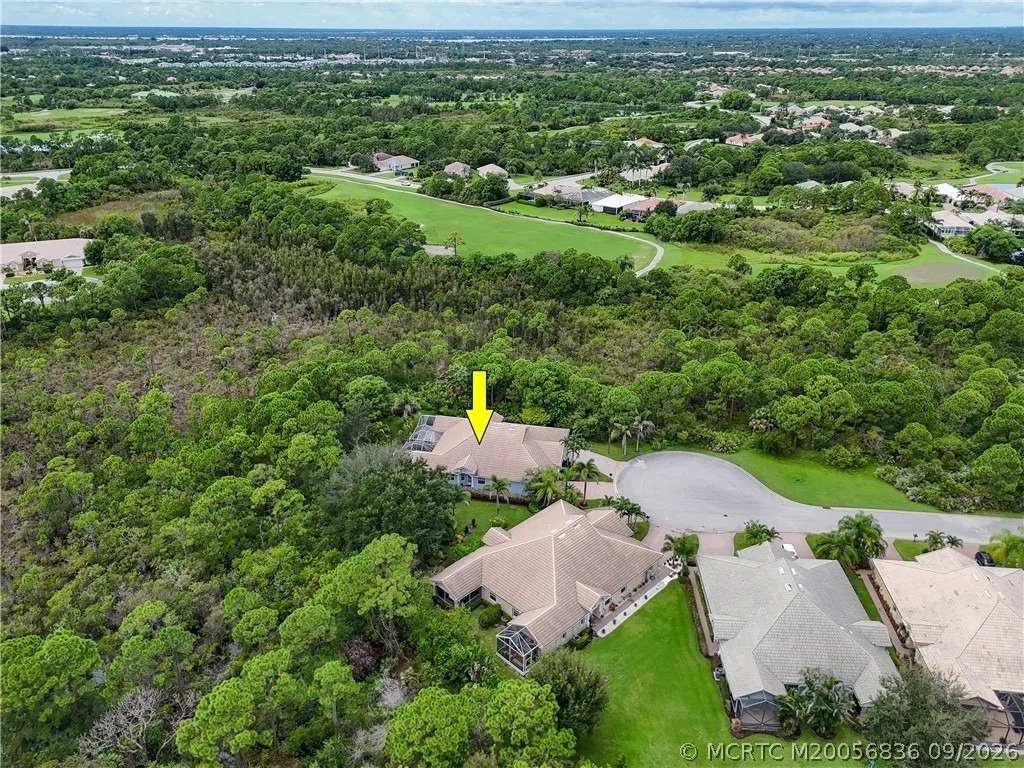 Photo of 480 NW Red Pine Way