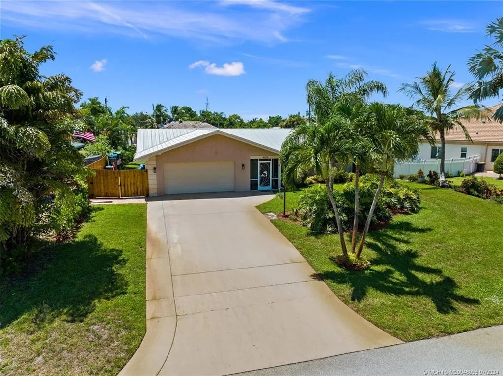 Photo of 4429 SE Bayshore Terrace