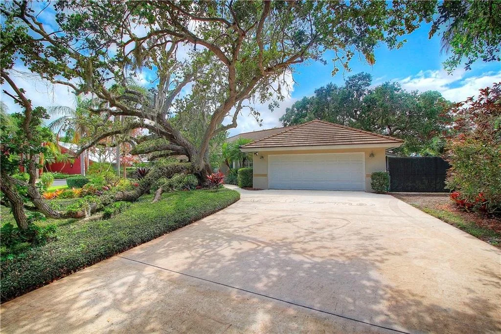 Photo of 8 Sabal Court