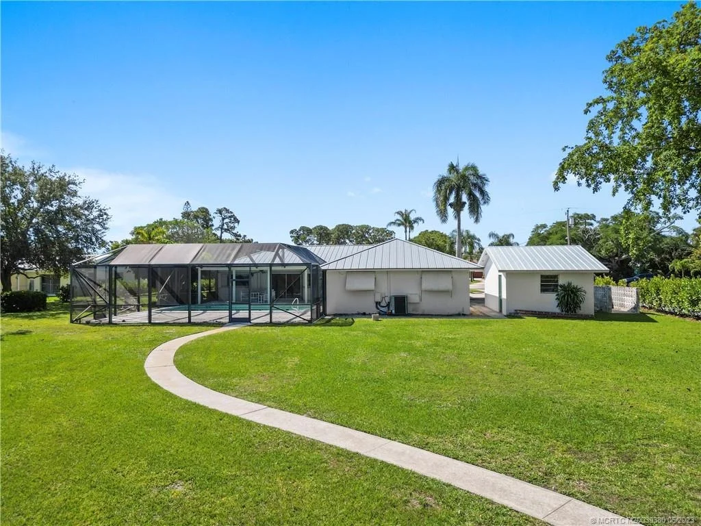 Photo of 1619 NW River Trail