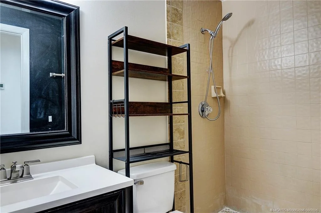 Photo of Unit 1908 at 3101 SE Aster Lane