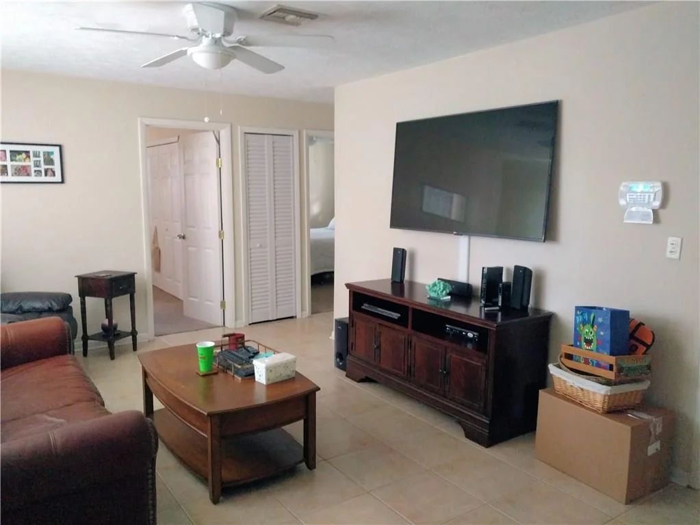 Photo of 3222 SE Hibiscus Street