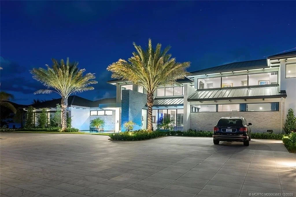 Photo of 3016 SE Dune Drive