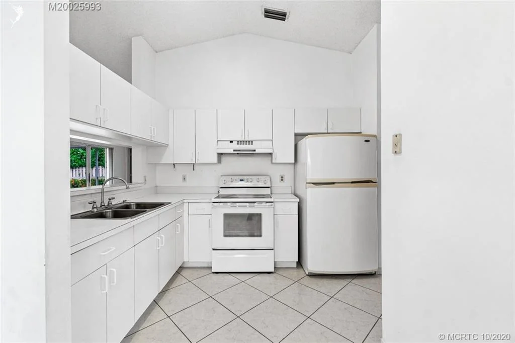 Photo of 9735 Arbor Meadow Drive