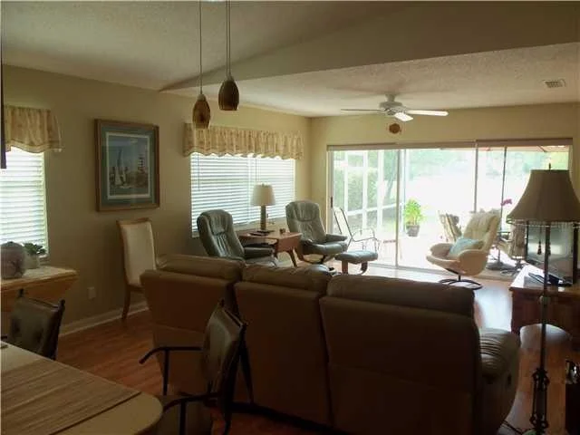 Photo of 8276 SE Double Tree Drive