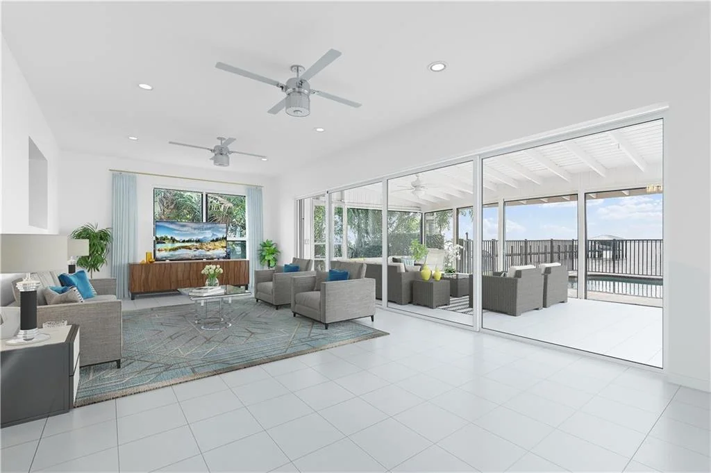 Photo of 4230 NE Joes Point Road