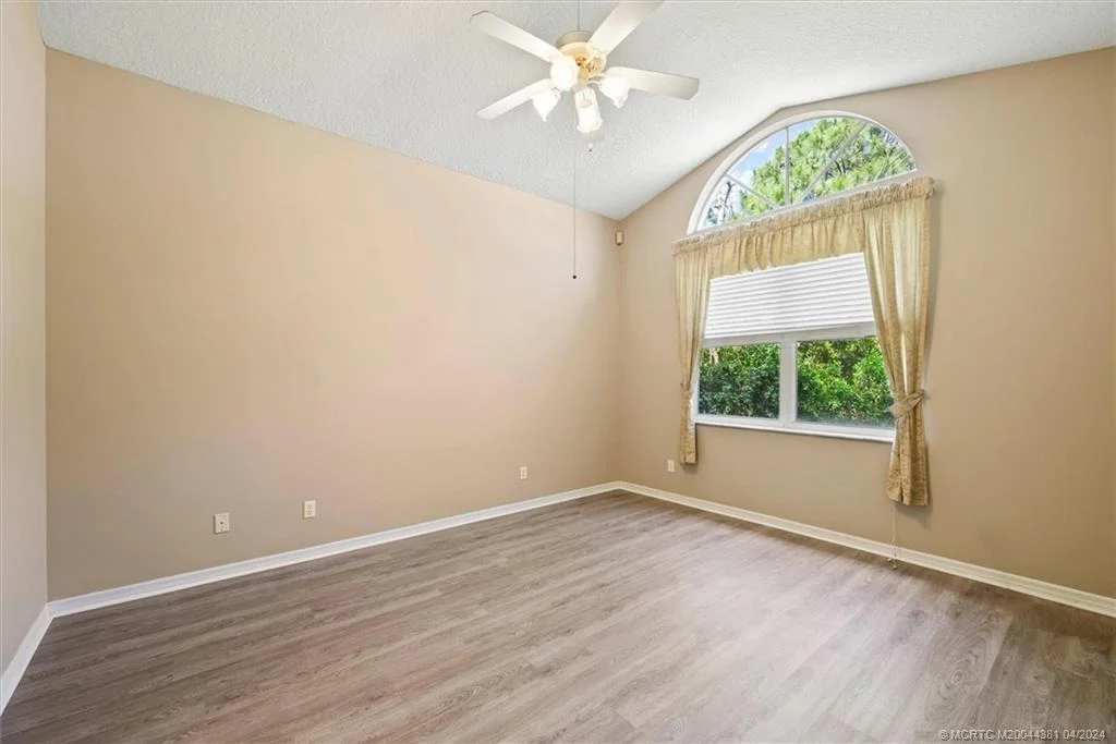 Photo of 6435 SE Wild Olive Lane