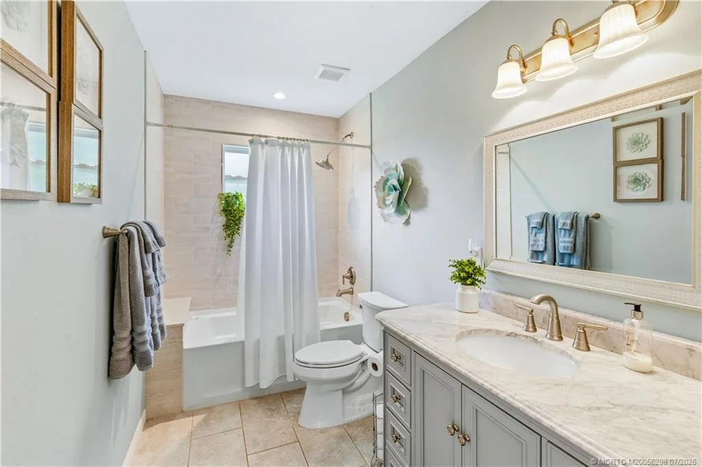 Photo of 908 SE Krueger Parkway