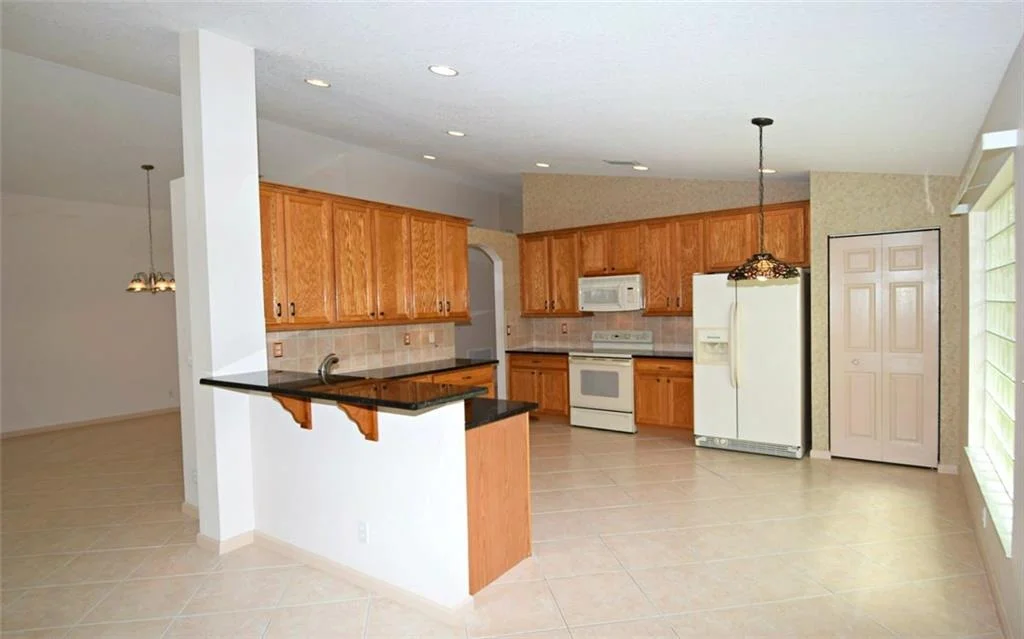 Photo of 6947 SE Twin Oaks Circle