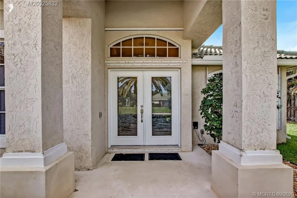 Photo of 3792 SE Fairway W
