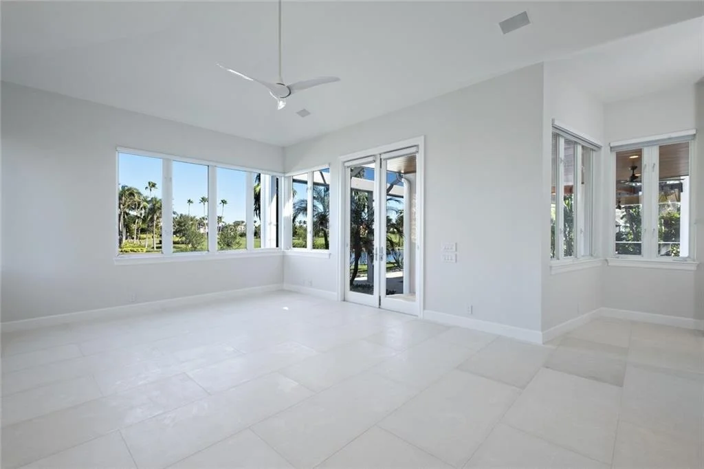 Photo of 7023 SE Harbor Circle
