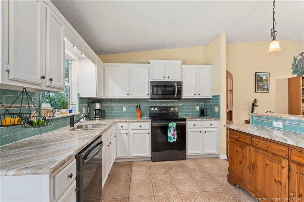 Photo of 5403 Palm Drive